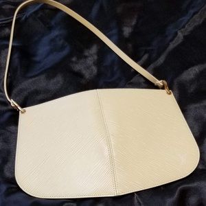 Louis Vuitton Demi Lune Epi Vanilla